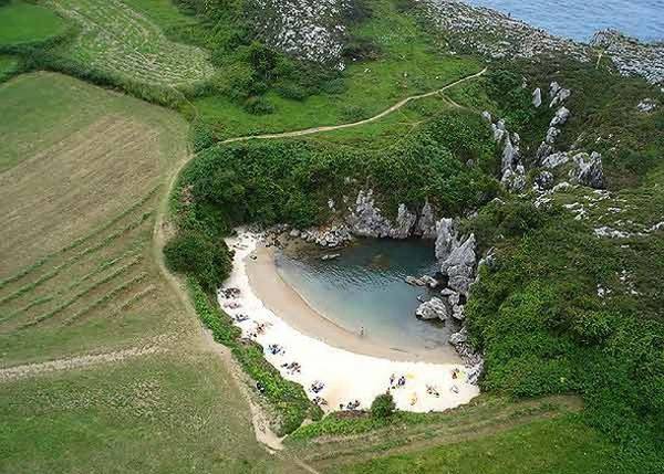 Самый маленький пляж в мире